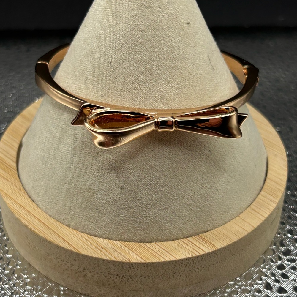 kate spade  Rose Gold Bow Bangle Bracelet